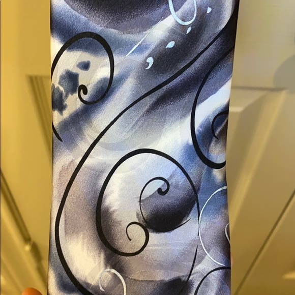 Tie - Picture 3 of 3